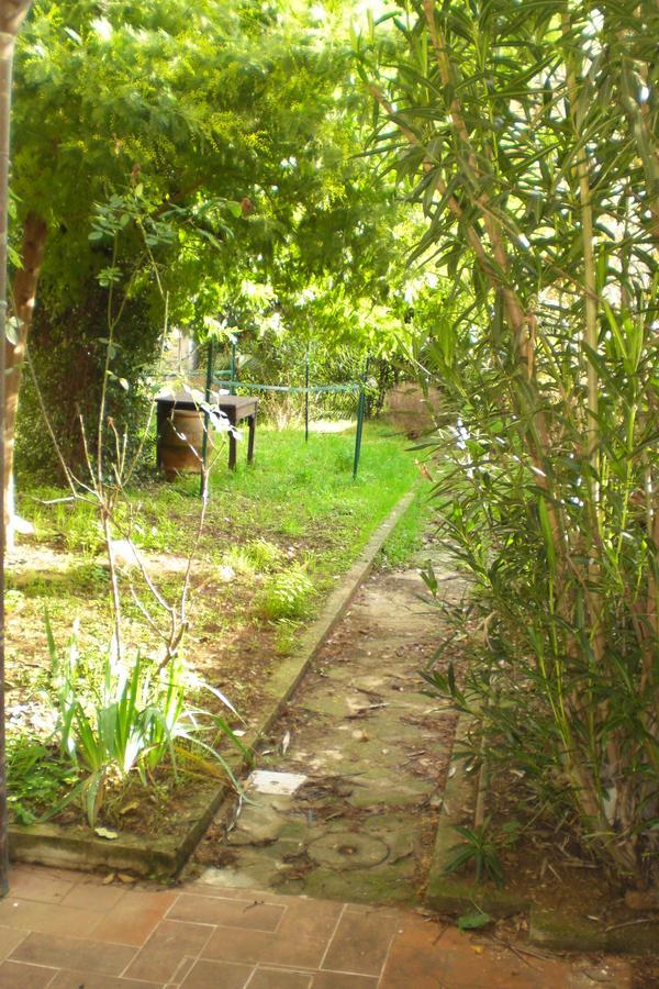 La Villa Nei Fiori ฟลอเรนซ์ ภายนอก รูปภาพ